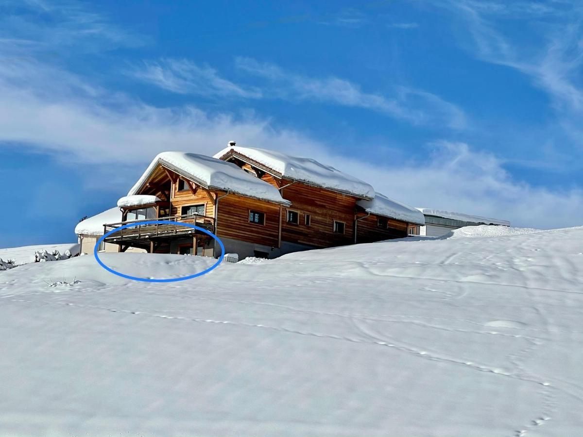 Gite Avec Terrasse Et Belle Vue - Chaletnelda Com Lamoura Zewnętrze zdjęcie